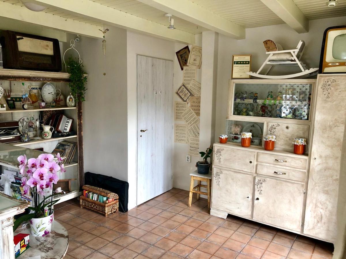 Bed and Breakfast F57 - Franko Csaladi Panzio Balatonlelle Exterior foto